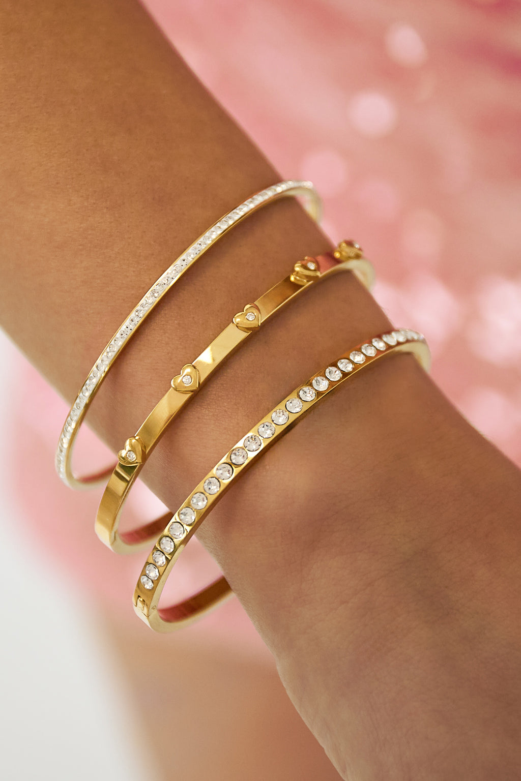 Elegant Heart Shaped Bangle for Women, All Fit