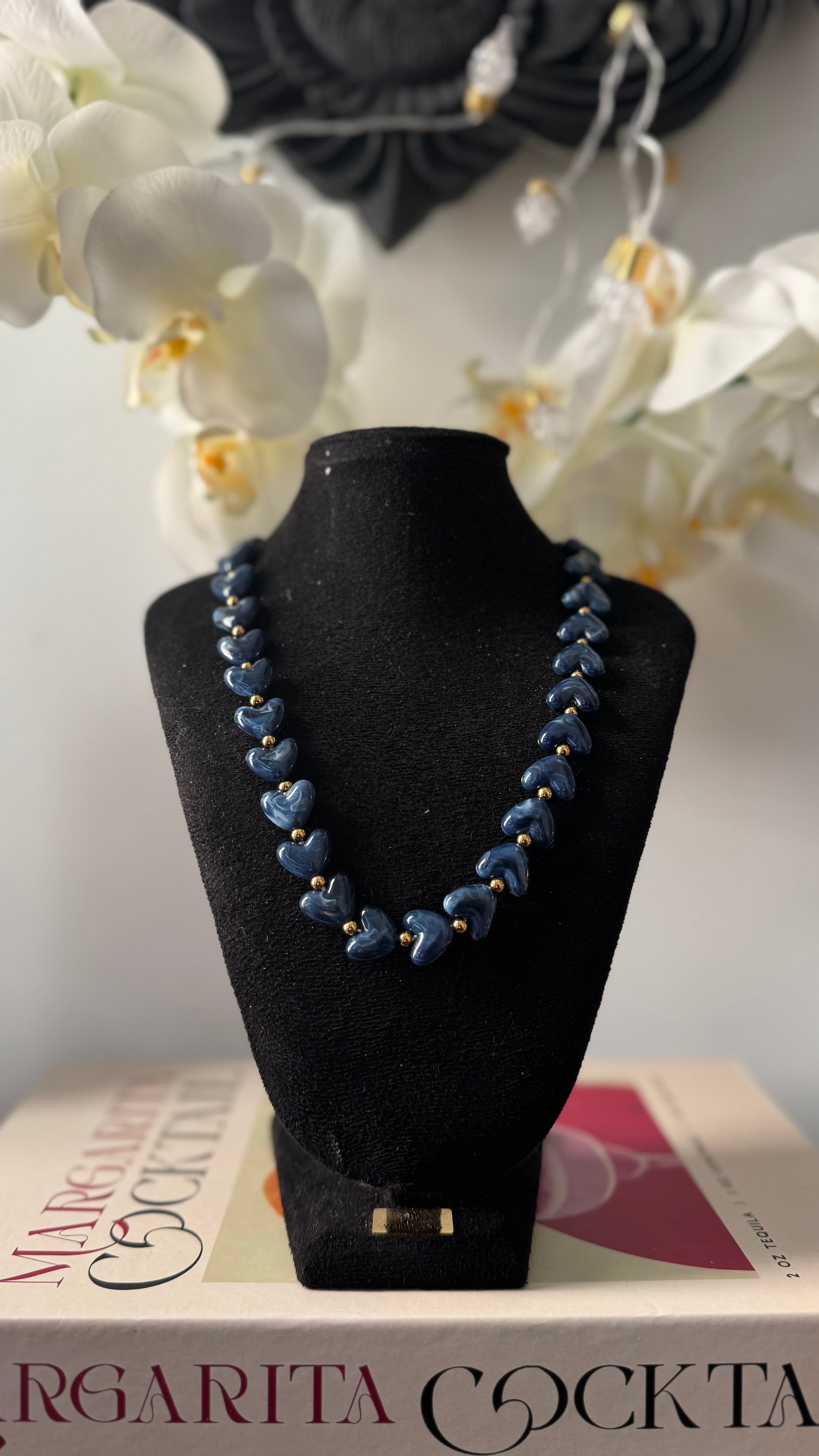 Beaded hearts ketting