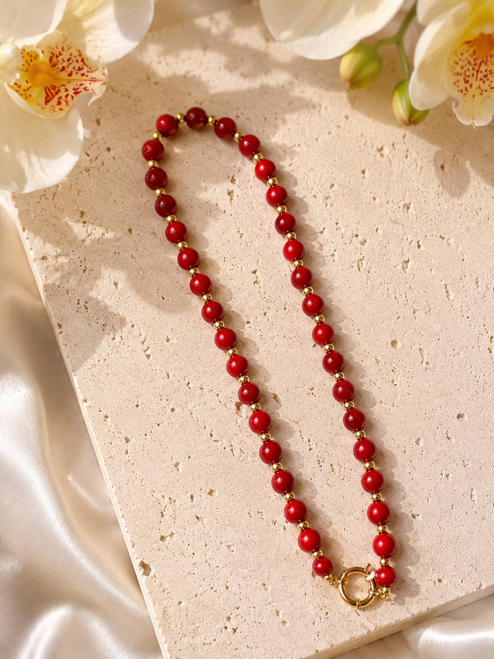 Radiant Strength ketting