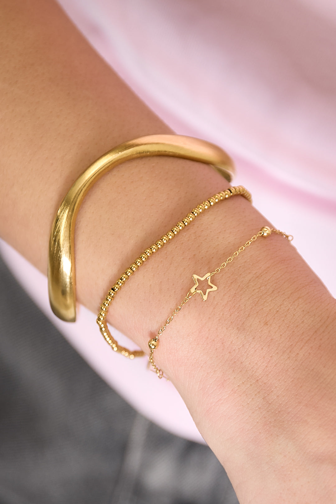 Stylish All-Fit Cuff Bracelets for Women - Silver & Gold