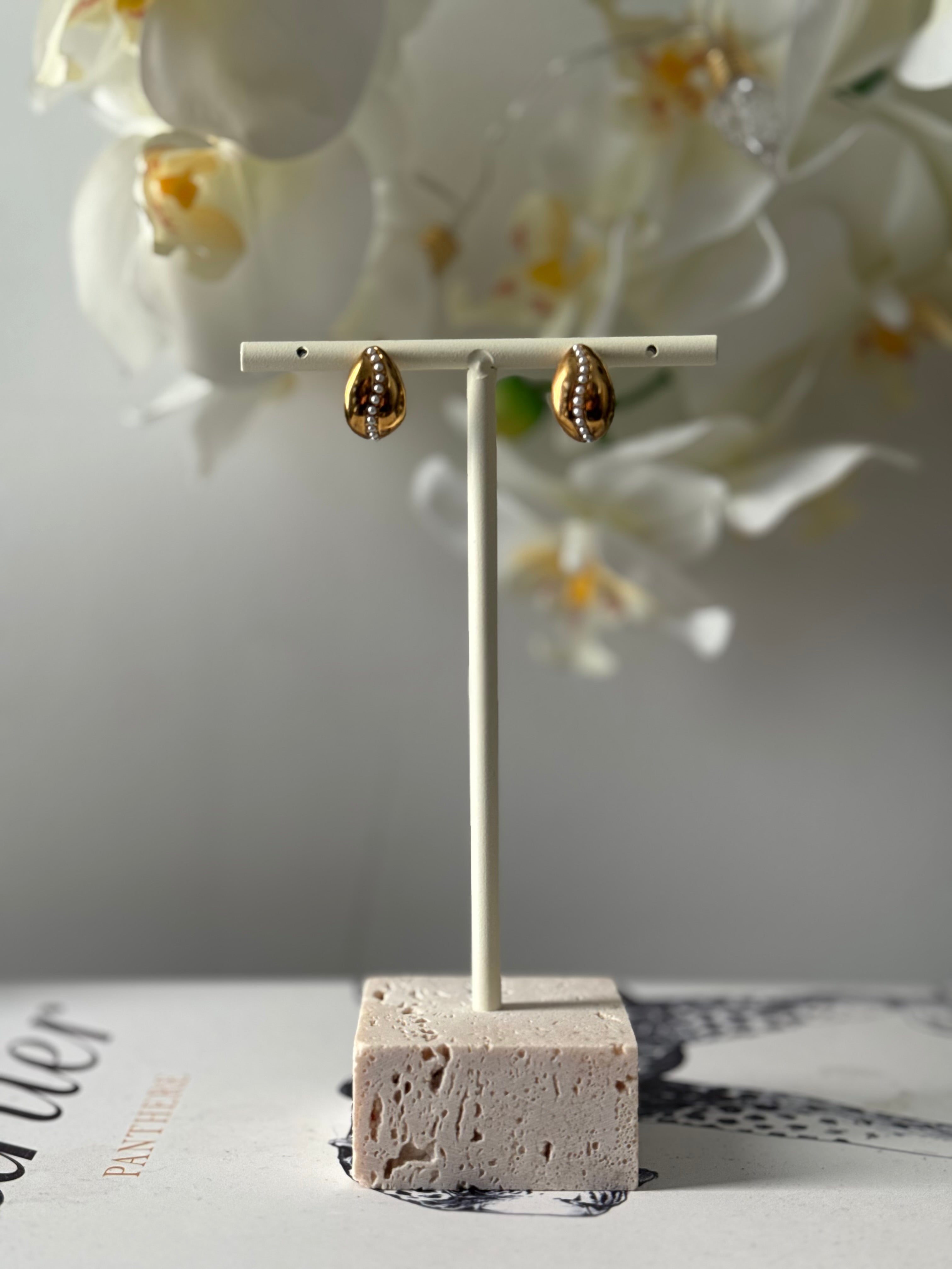 Pearl drops oorbellen