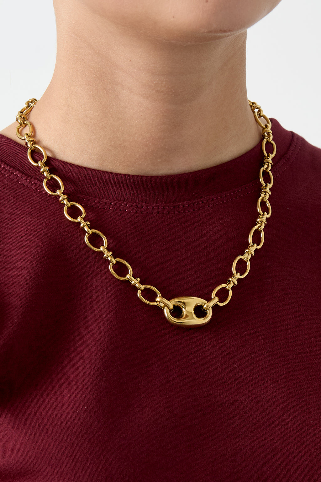 Elegant Gold-Toned Stainless Steel Pendant Necklace
